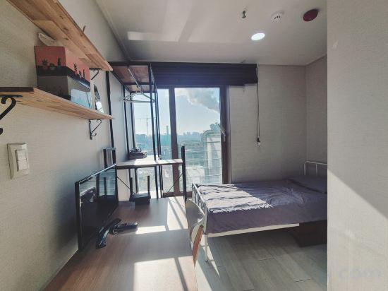 Logo, Staywith Hongdae, Mapo