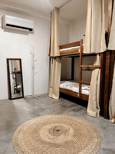 Room 4, The Eight Siargao, General Luna