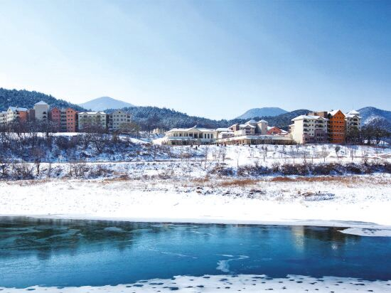 Hotel Exterior 5, Tops10 Resort Donggang Cistar, Yeongwol