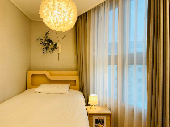 Others 5, INN-The City Seoul Chungmuro, Jung
