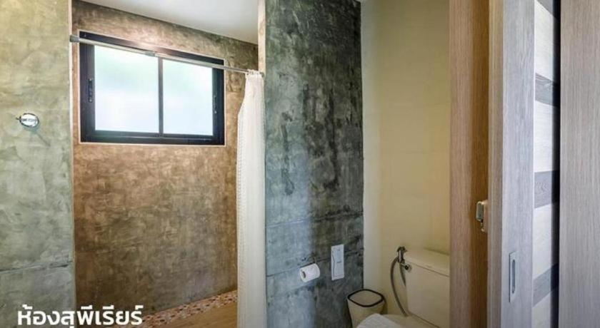 Bathroom 3, Chatnipa Beach Resort, Muang Rayong