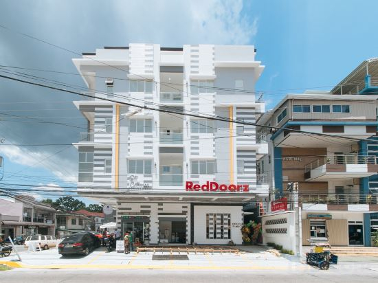 Hotel Exterior 5, RedDoorz @ St Catherine Residences Olongapo City, Olongapo City