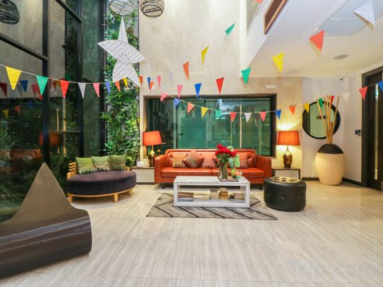 Hotel Interior/Public Areas