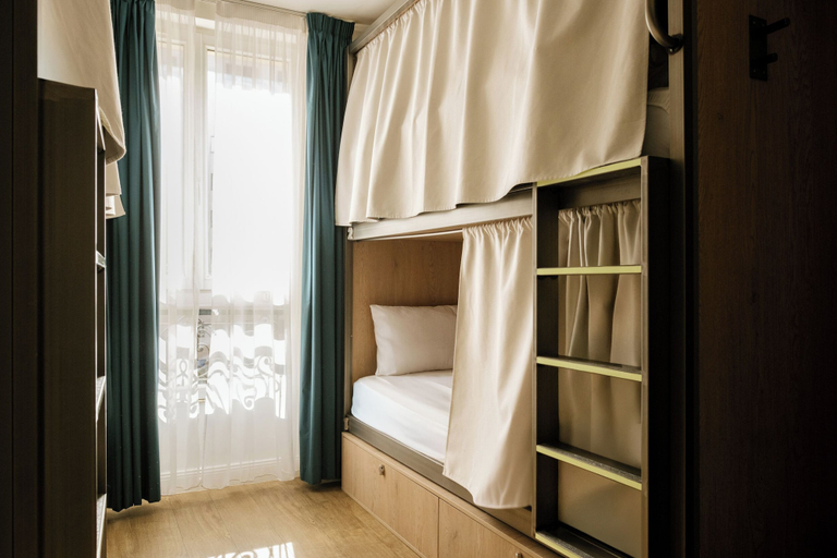 Bedroom 4, Glint Paris, Paris