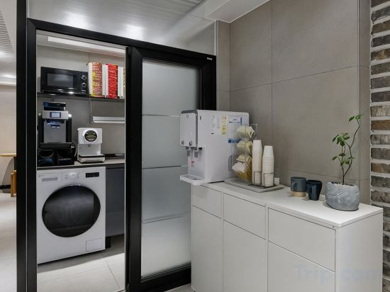 Hotel Interior/Public Areas