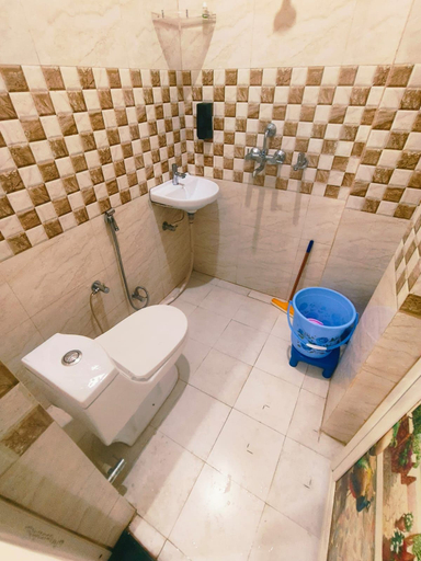 Bathroom 3, Kashi Gulab Homestay, Varanasi
