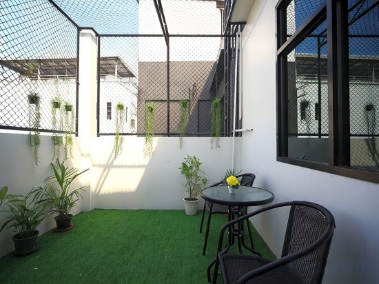 Hotel Interior/Public Areas 4, Tuk Tuk Hostel, Bang Plad