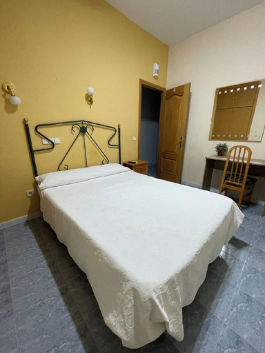 Bedroom 2, Hostal Residencia Fernandez, Madrid