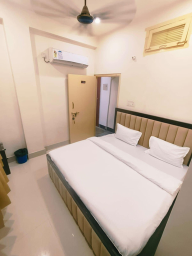 Room 5, Kashi Gulab Homestay, Varanasi