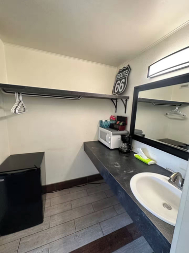 Bathroom 5, 2 Highlander Unit, Coconino