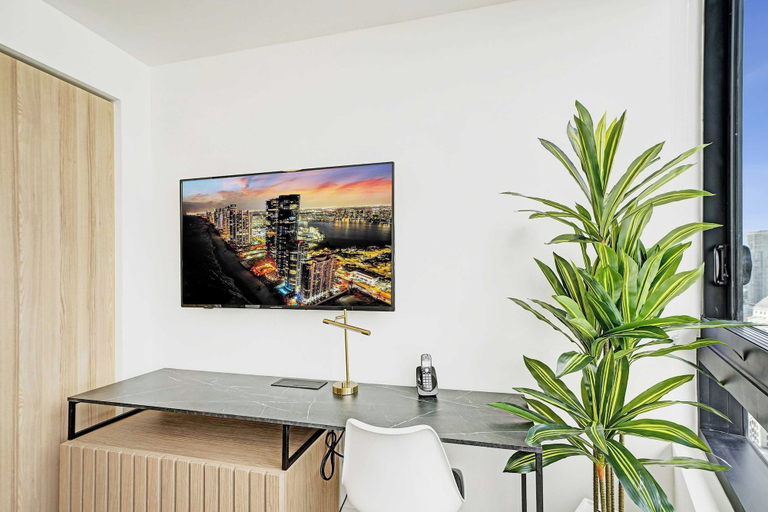 Interior 2, Sky Estate Penthouse- Pool, Parking, Amenities, Miami-Dade