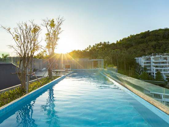 Fitness & Recreational Facilities 4, Lovely Apartment with Pool on the roof at Surin Beach, Phuket Island