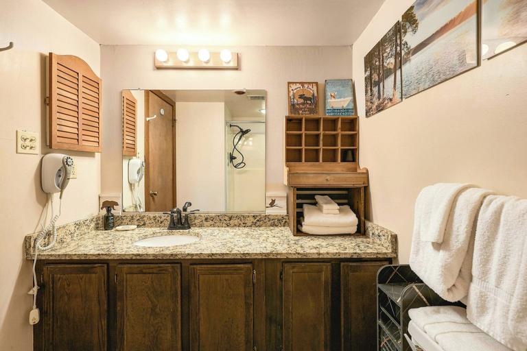 Bathroom 4, Seven Springs Resort  by Vail Resorts, Somerset