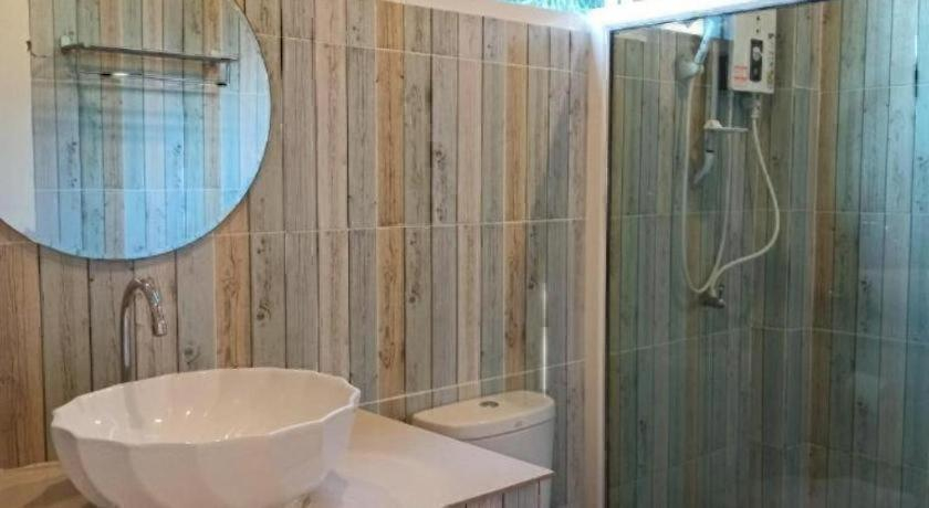 Bathroom, Charisma Resort, Suan Phung