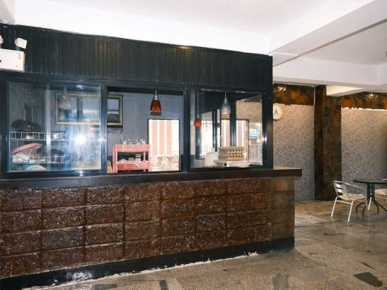 Hotel Interior/Public Areas