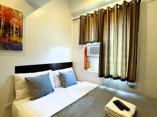 Others 4, BGC Suites Uptown, Taguig