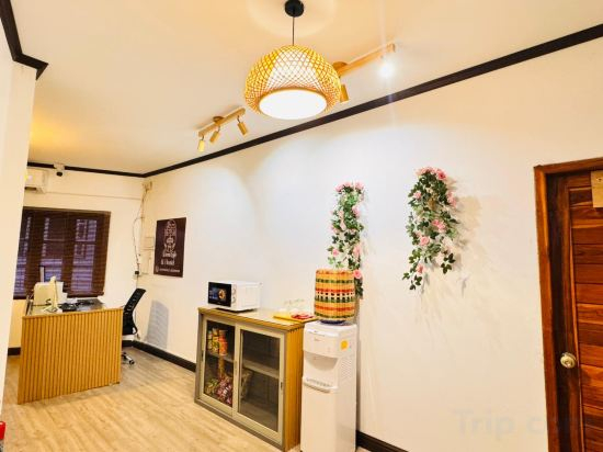 Hotel Interior/Public Areas