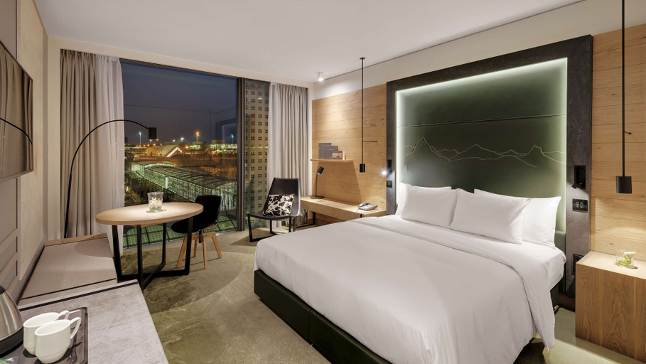 Bedroom 5, Hilton Munich Airport, Erding