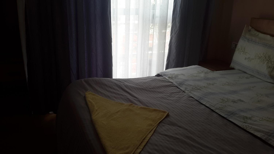 Others 3, Abush Guest House, Addis Abeba