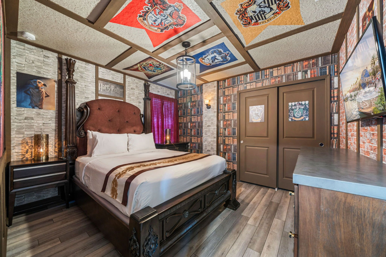 Bedroom 3, 2210 Lelani Circle, Polk