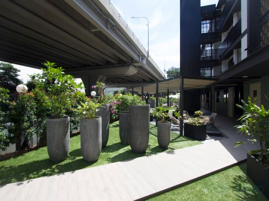 Others 2, Coliwoo Keppel - Co-Living Serviced Apartments, Singapore