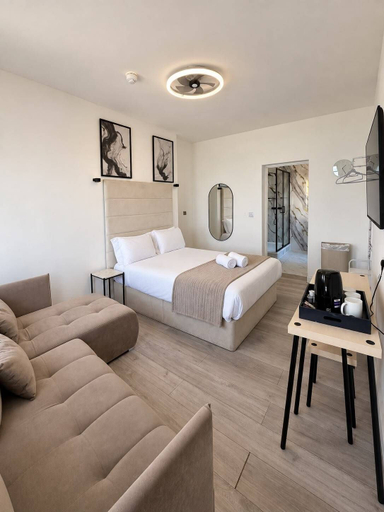 Bedroom 3, Marine Parade Hotel, East Sussex