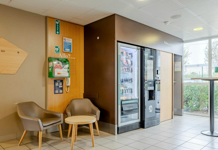 Public Area, B&B Hotel Valenciennes Marly, Nord