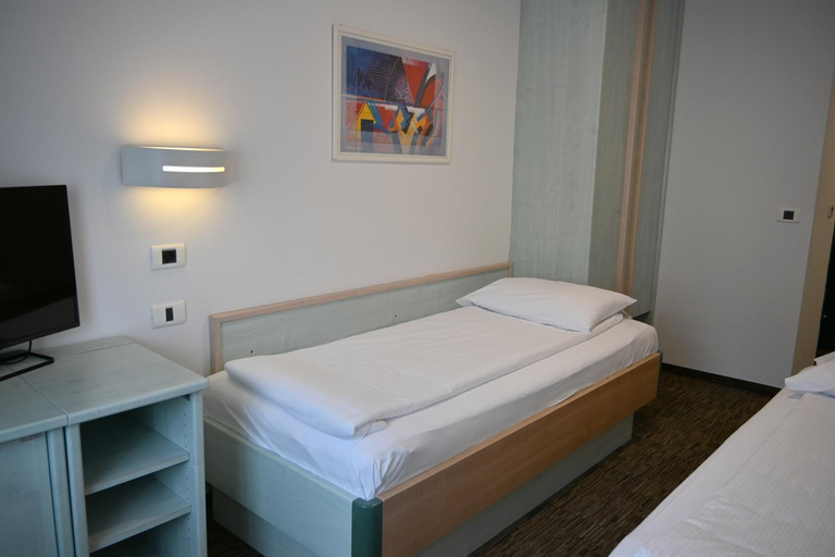 Bedroom 3, Lipa, Hotel & Bistro, Gorizia