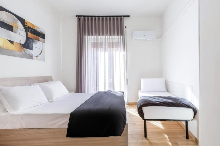 Room 4, Luciano Colosseo Apartment, Rome