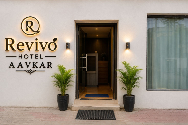 Exterior detail, Hotel Aavkar, Ahmadabad