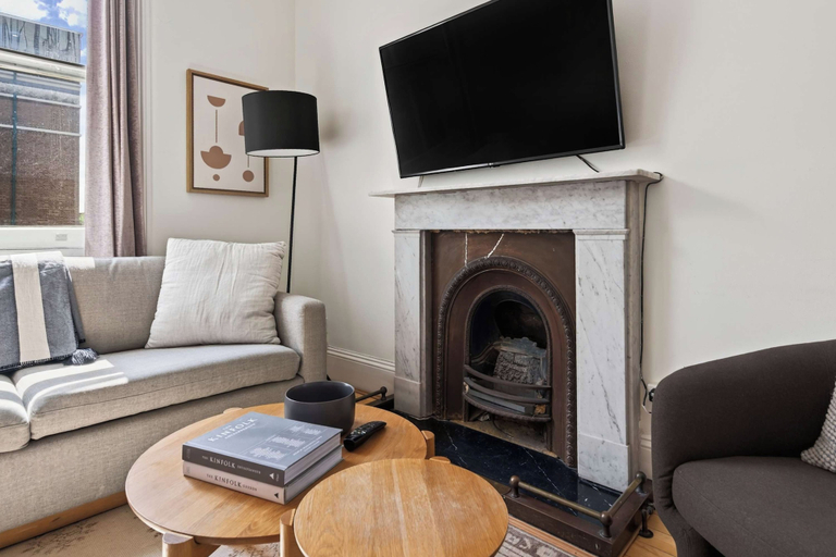 Living area 4, 2-bed by Natural History Museum - Lift - Sleeps 6, London