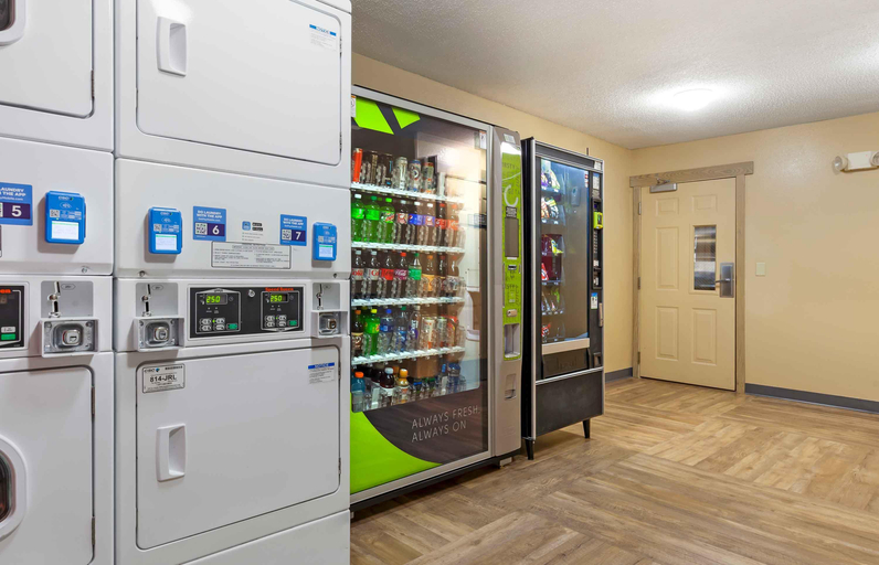 Food & Drinks 4, Extended Stay America - Madison - Old Sauk Rd., Dane