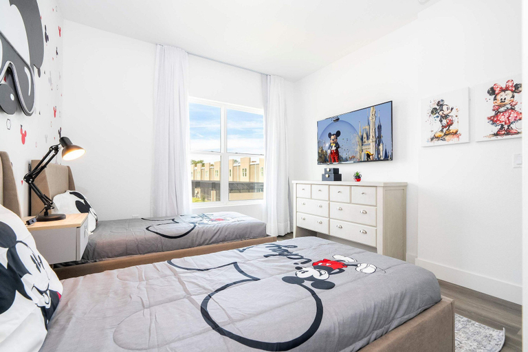 Room 5, Doppio Westside Home 4BR Near Disney, Osceola