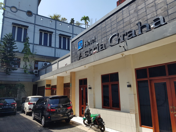 Exterior & Views 2, Hotel Astria Graha, Bandung