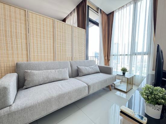 Logo, Ekkamai Apartment, Wattana