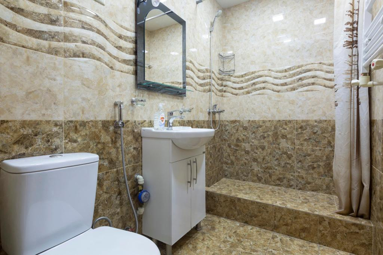 Bathroom, Umba Apartment N5 - balcony and Mount Ararat view, Yerevan
