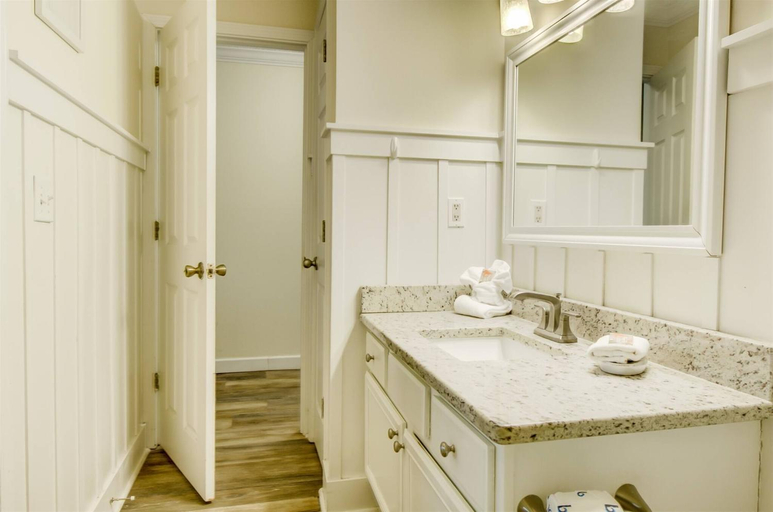Bathroom 3, 7 D, One Bedroom Condo, Walton