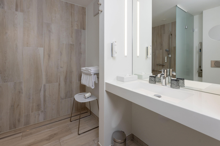 Bathroom 4, Best Western Hotel Spinnerei Linz, Linz