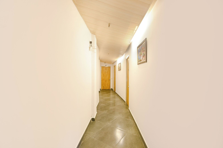 Lobby 2, FabHotel Orchid Blu, Delhi