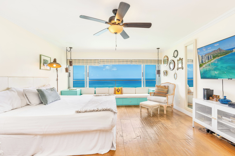 Primary image, Oceanfront W/sunset Views Condo at the Colony Surf Full Kitchen and Parking, Honolulu