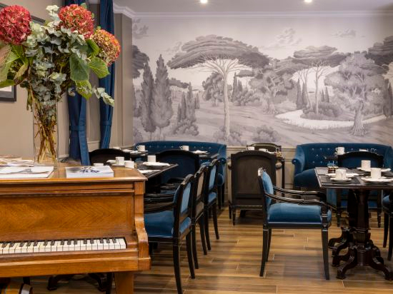 Hotel Interior/Public Areas 4, Pavillon Monceau by Happyculture, Paris