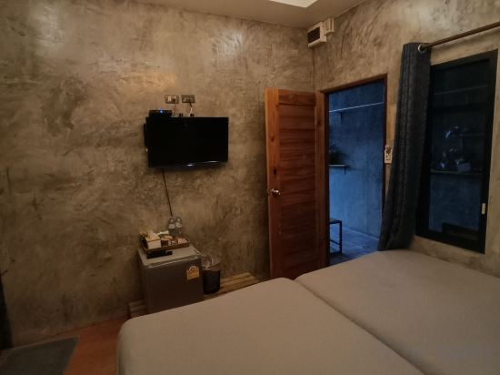 Others 5, Samed Town, Muang Rayong