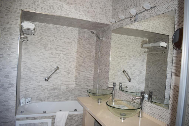 Bathroom 4, Apartamentos Cortijo Fontanilla-NEW, Cádiz