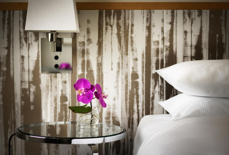 Bedroom 4, Hyatt Regency Mainz, Mainz