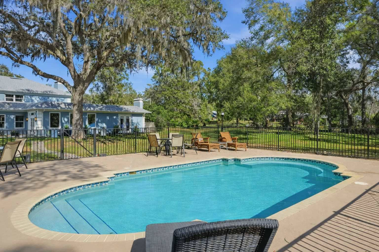 Sport & Beauty 5, Executive 5 Bedroom Pool Home, Dade City!, Pasco