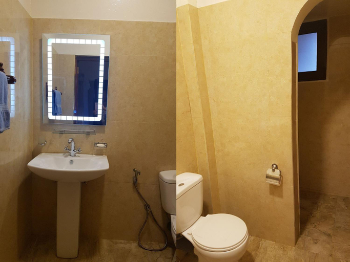 Bathroom 4, Tropical Beach House, Hikkaduwa, Hikkaduwa