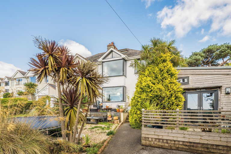 Exterior & Views 1, 5 Bed House - Sleeps 15 - Pets - Garden - Parking, Devon
