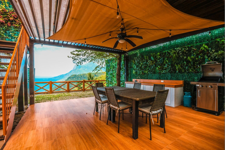 Room 2, Noni's Resort, Alitagtag