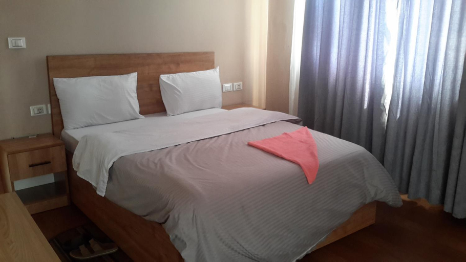 Others 4, Abush Guest House, Addis Abeba