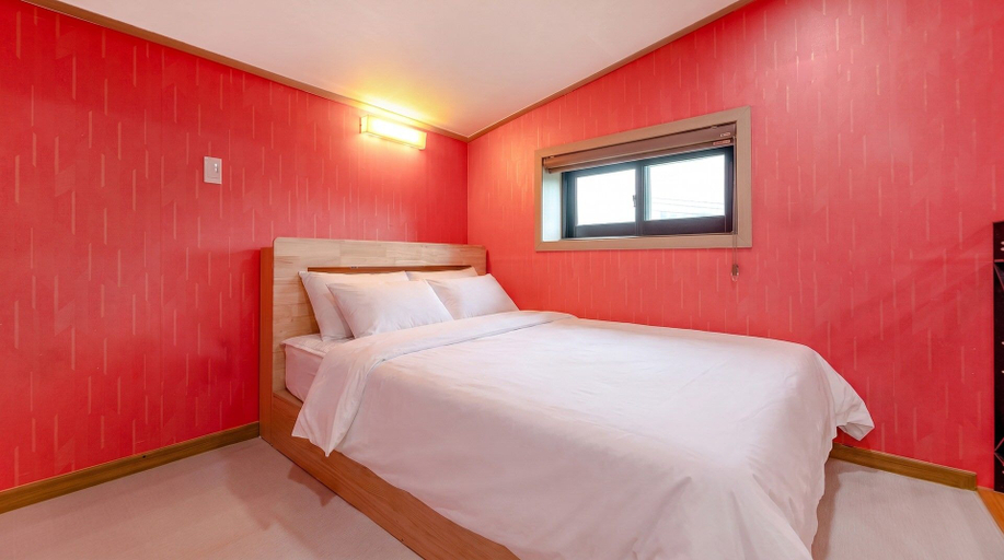 Bedroom 3, Gapyeong Gently Pension, Gapyeong